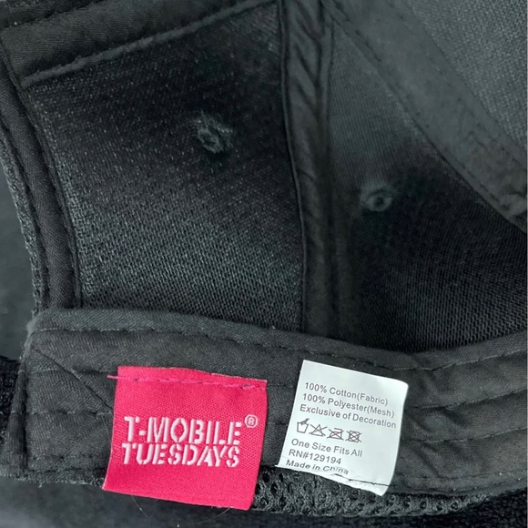 (NWOT) T-Mobile Baseball Cap - Picture 6 of 6